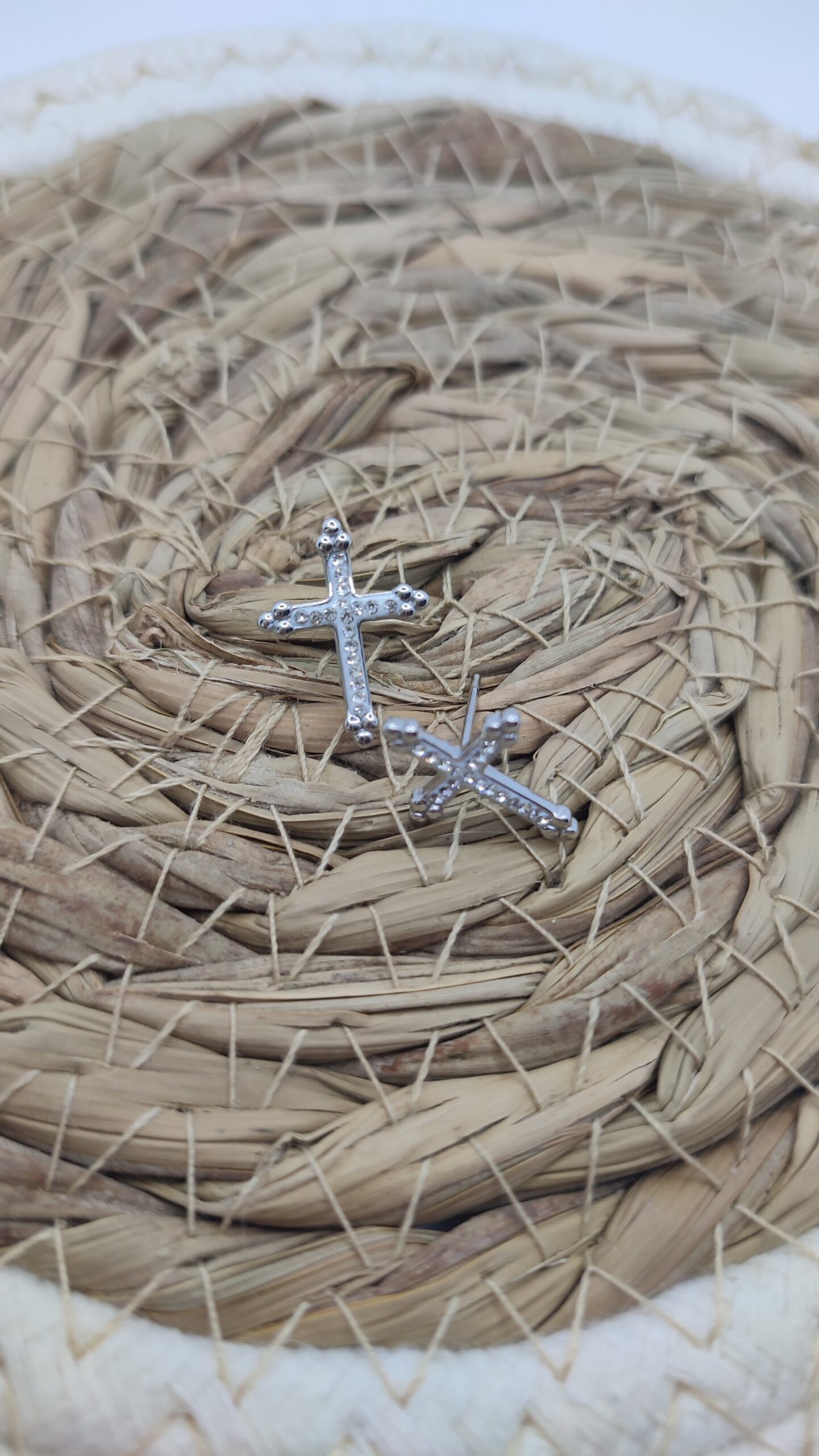 Boucles d’oreilles croix en acier inoxydable argenté