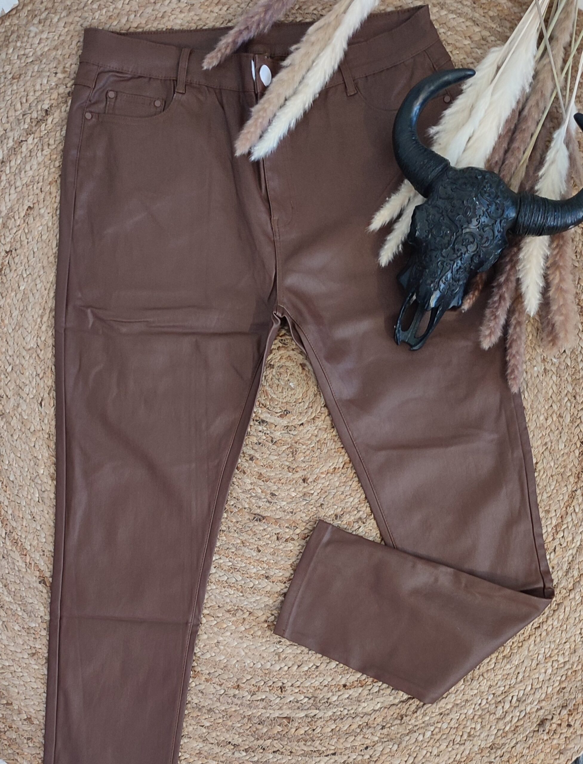 Jeans simili cuir chocolat extensible grande taille