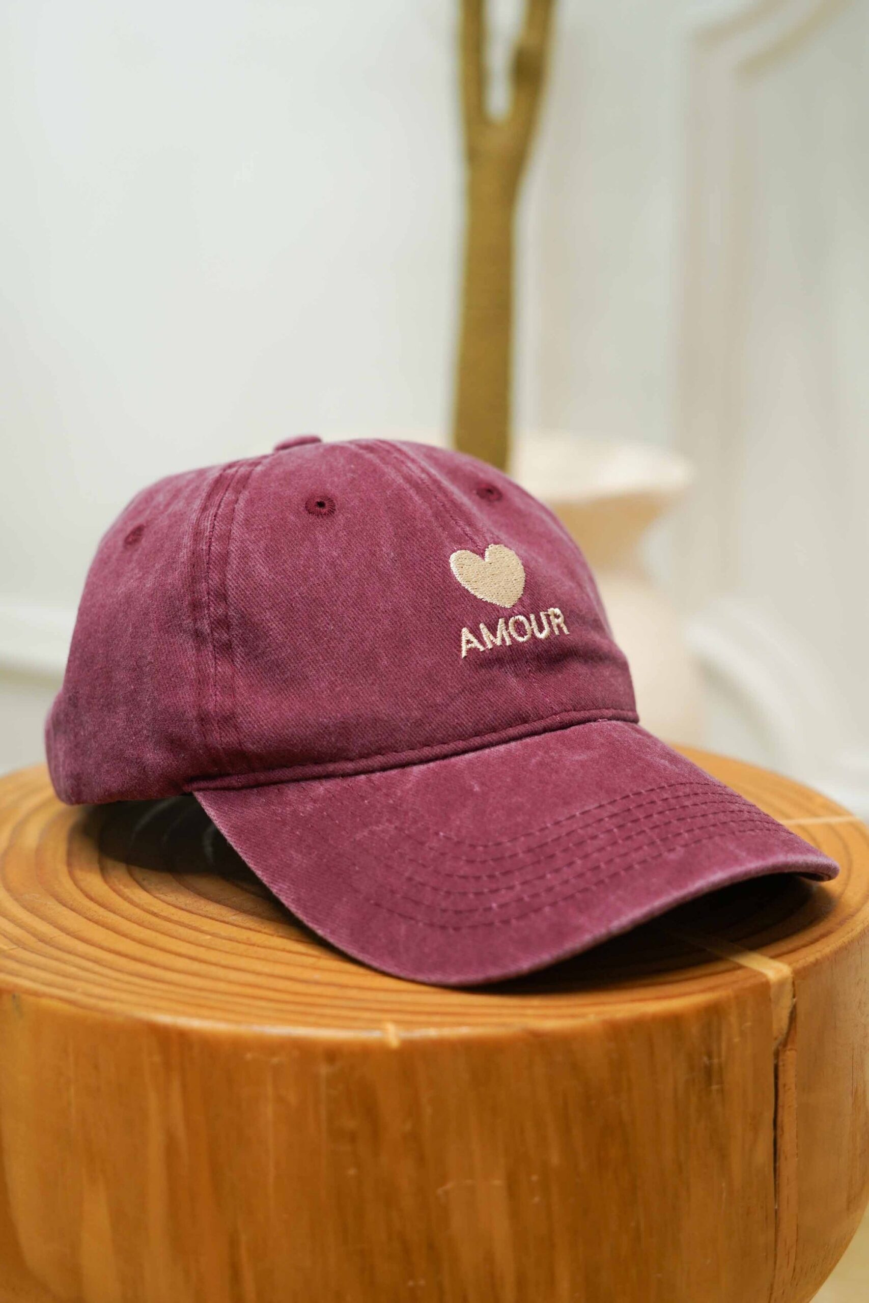 Casquette amour coeur bordeaux délavé beige
