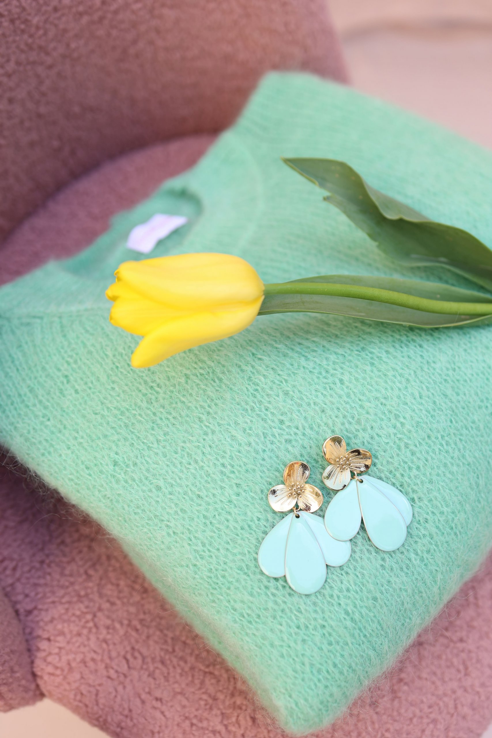 Maille doudou col rond jaune/rose/vert ou violet – Image 7