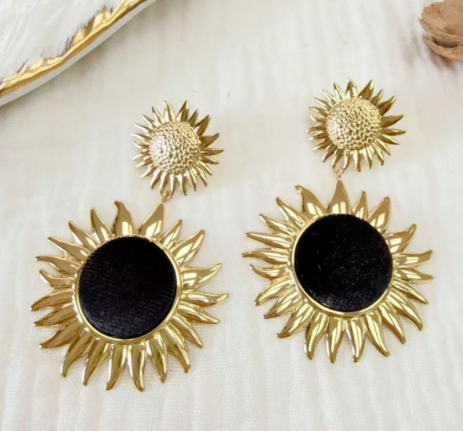 Boucles d’oreilles soleil velours noir – Image 2