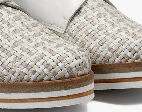 Derbies cuir tressé femme Semelle épaisse talon plat DORKING ROMY coloris blanc / beige – Image 7