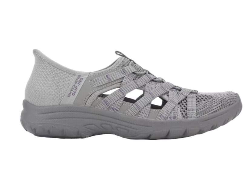 Sandale femme Façon tennis Côtés aérés Brides croisées Talon compensé Faux lacets élastiqués Confortable basket slip-ins SKECHERS 158789 Coloris gris – Image 2