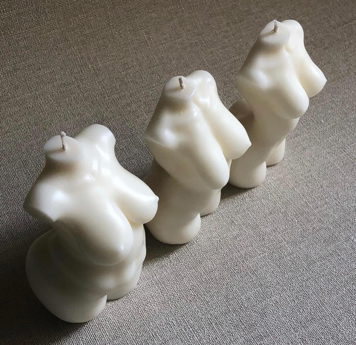 Bougie silhouette femme noire – courbes – Image 2