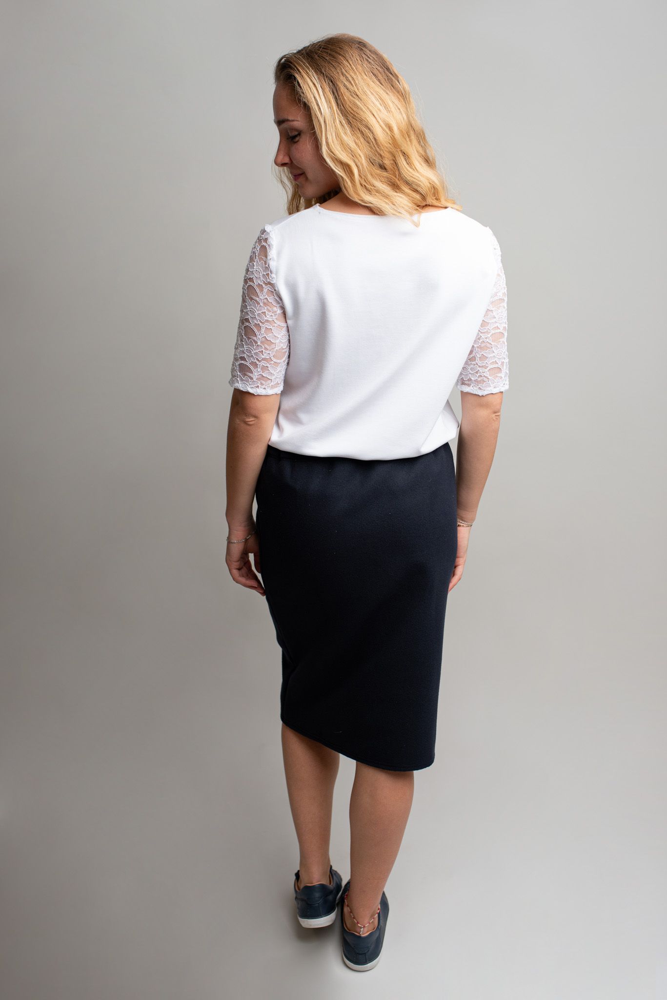 Jupe droite en laine – Image 3