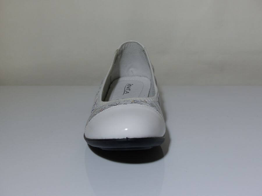 Ballerine plate Coloris vernis blanc / chevrons multicolores INEA Danae – Image 5