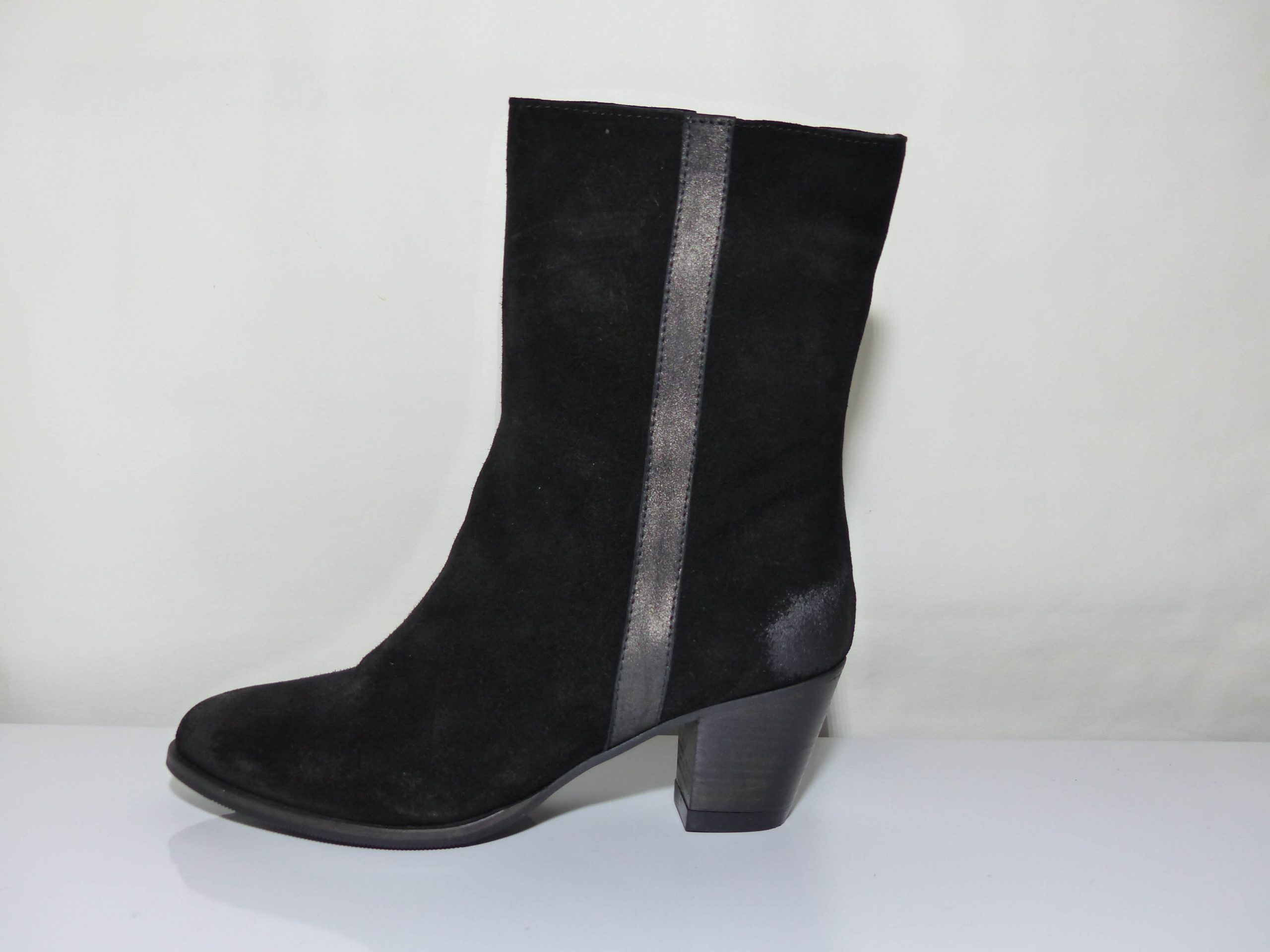 Botte femme cuir à talon fermeture éclair WSTYLE coloris noir/argent – Image 2