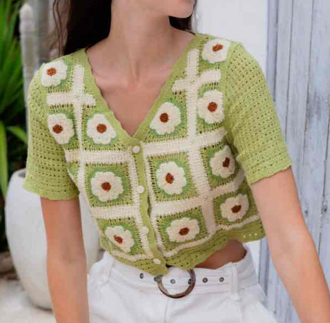 GILET COURT EN CROCHET