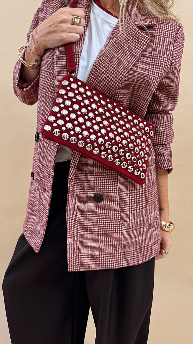 Pochette bordeaux cloutée – Image 2