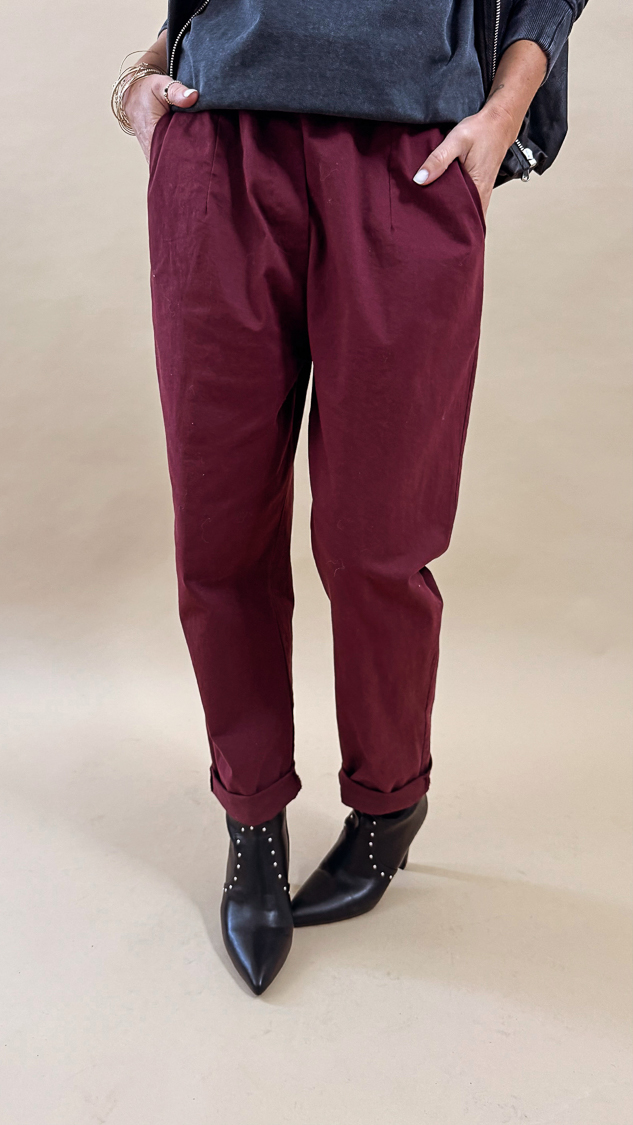 Pantalon bordeaux avec ceinture leopard – Image 8