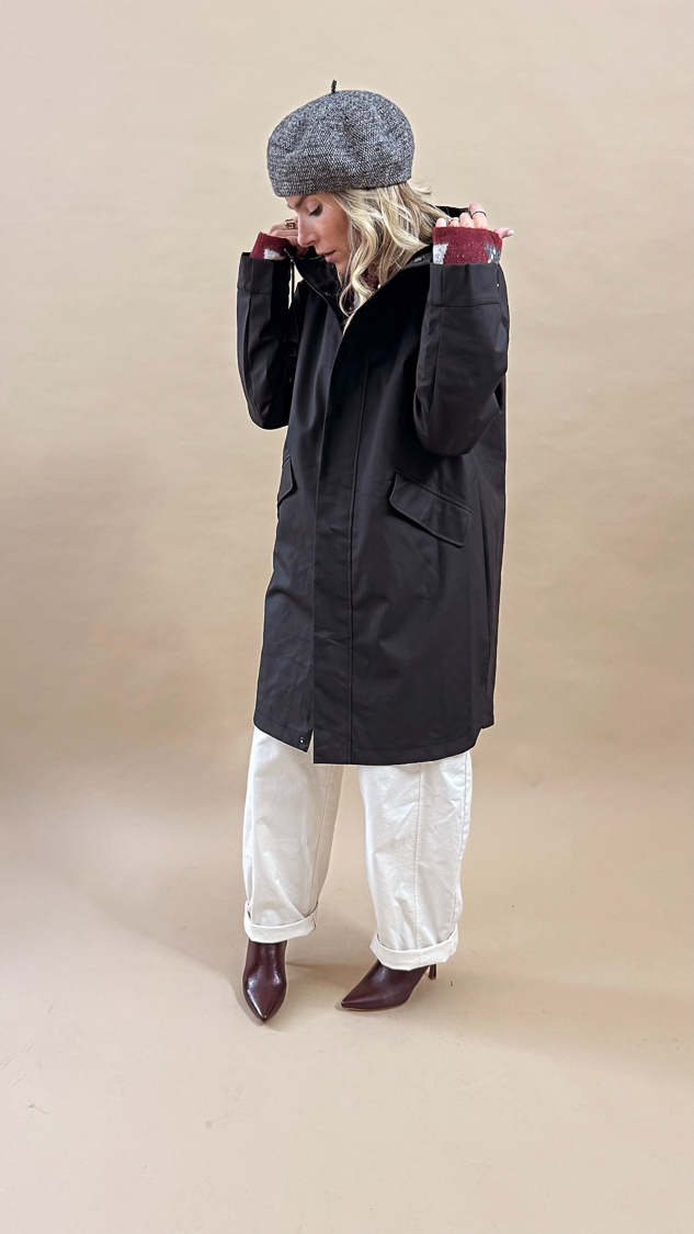 Parka noire avec capuche – Image 7