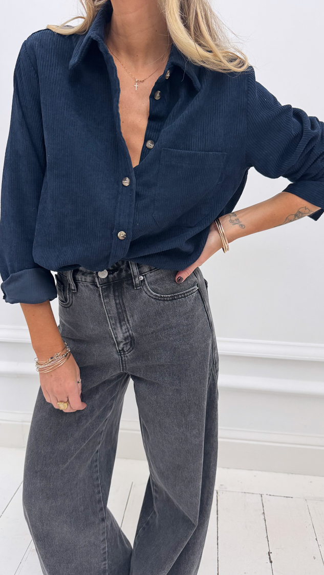 Chemise bleu marine en velours – Image 2