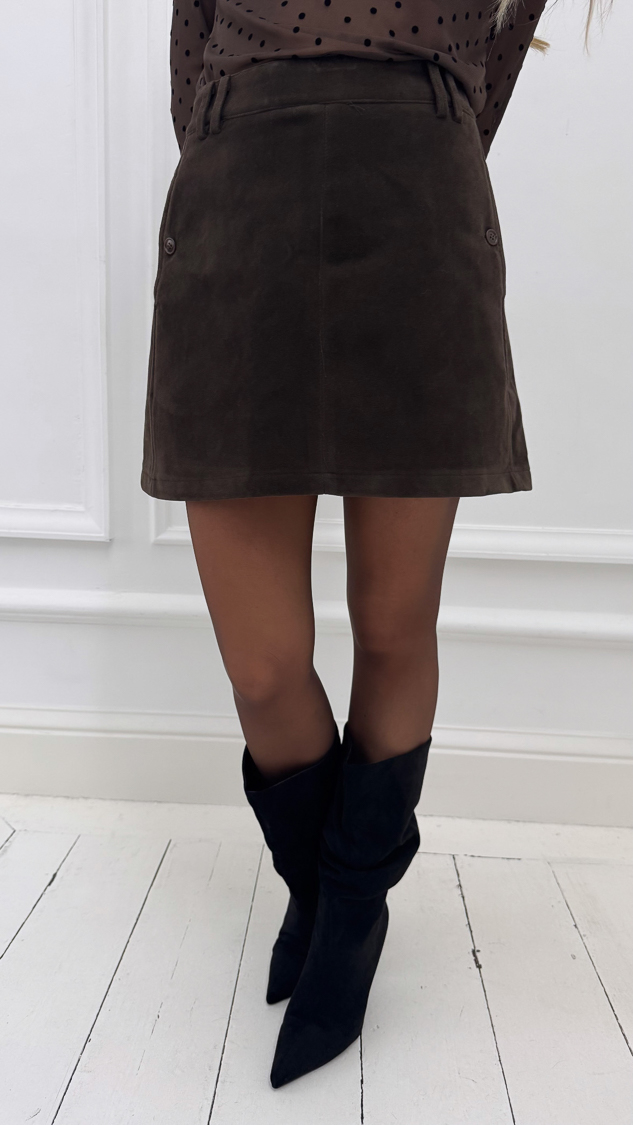 Jupe marron ceinturée en suédine – Image 2
