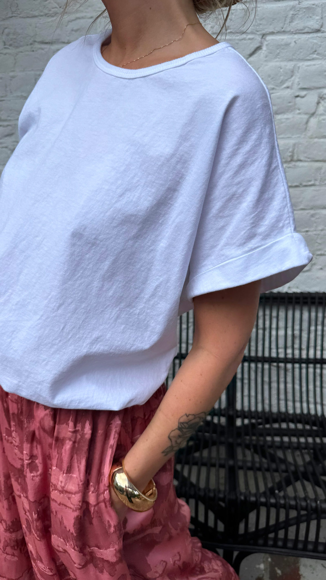 Tee-shirt blanc dos noeud – Image 2