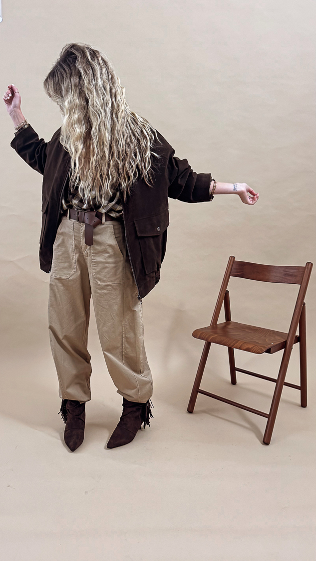 Pantalon ballon camel ceinturé – Image 2