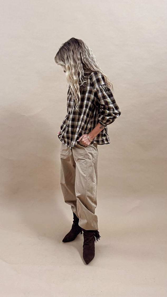 Pantalon ballon camel ceinturé – Image 3