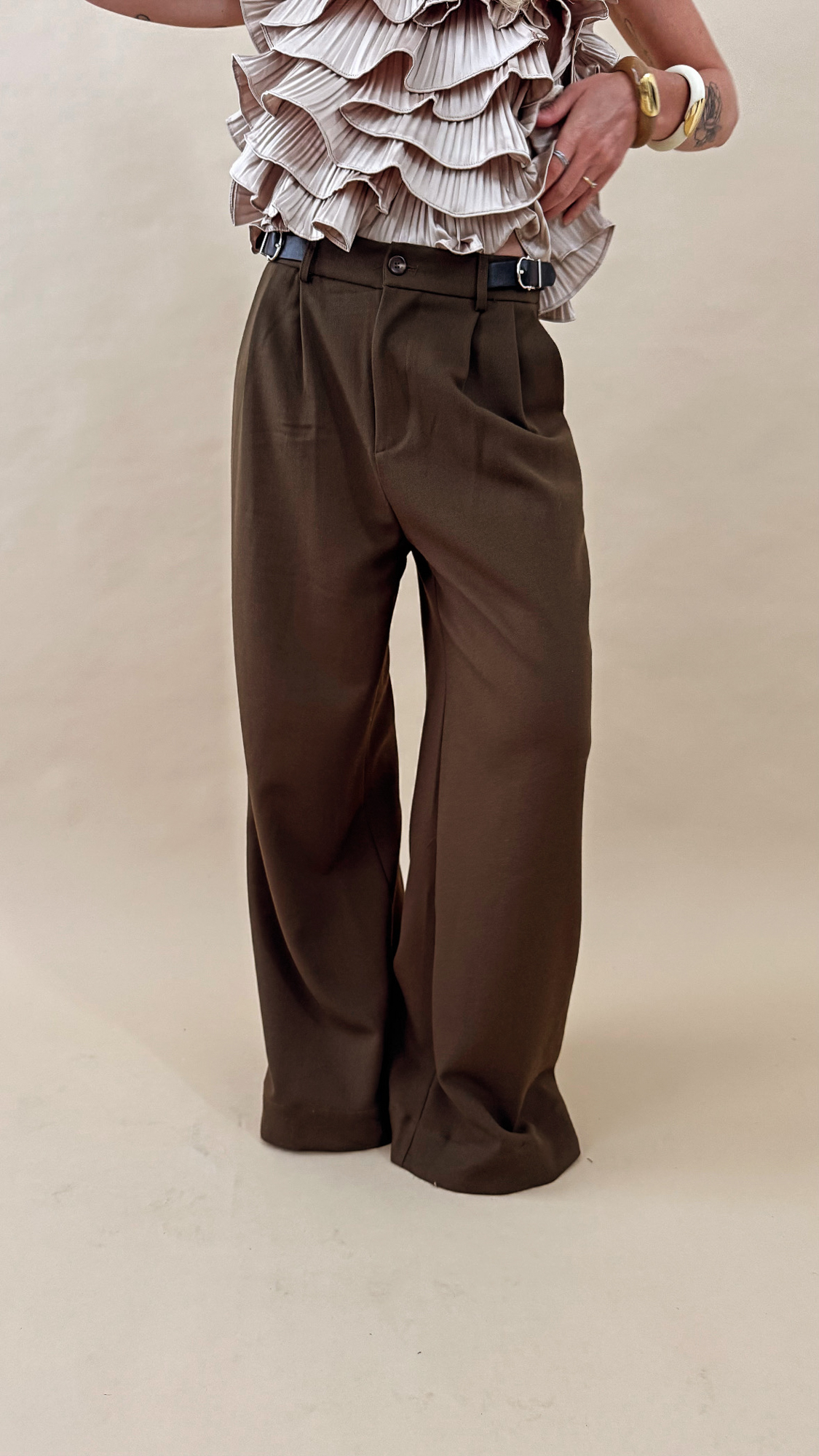 Pantalon large kaki ceinturé – Image 3