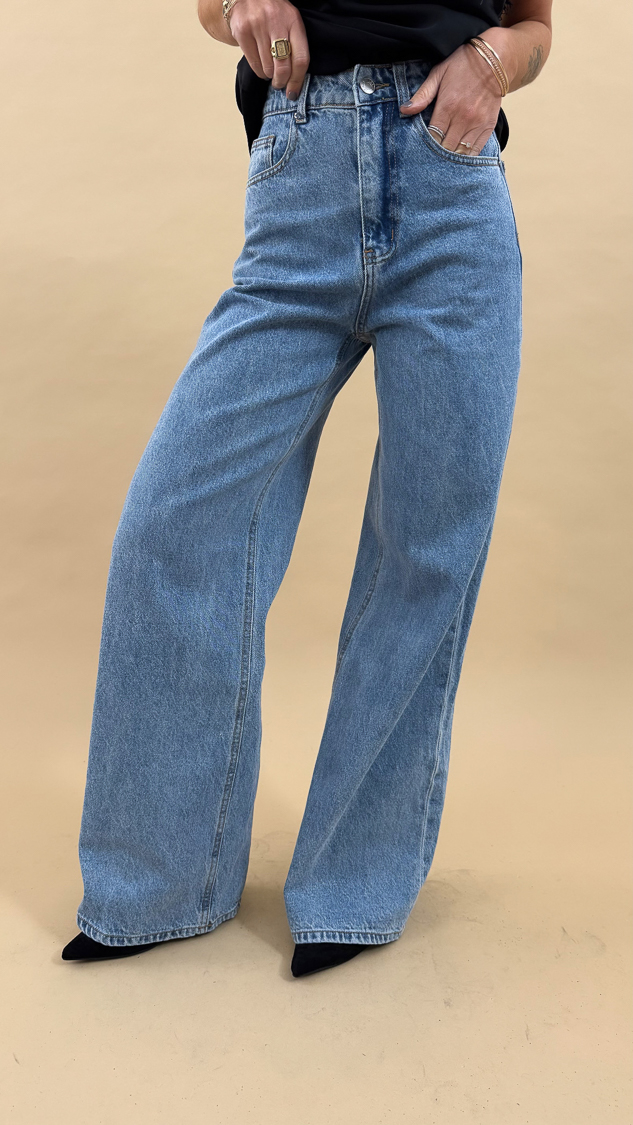 Jean bleu évasé – Image 3
