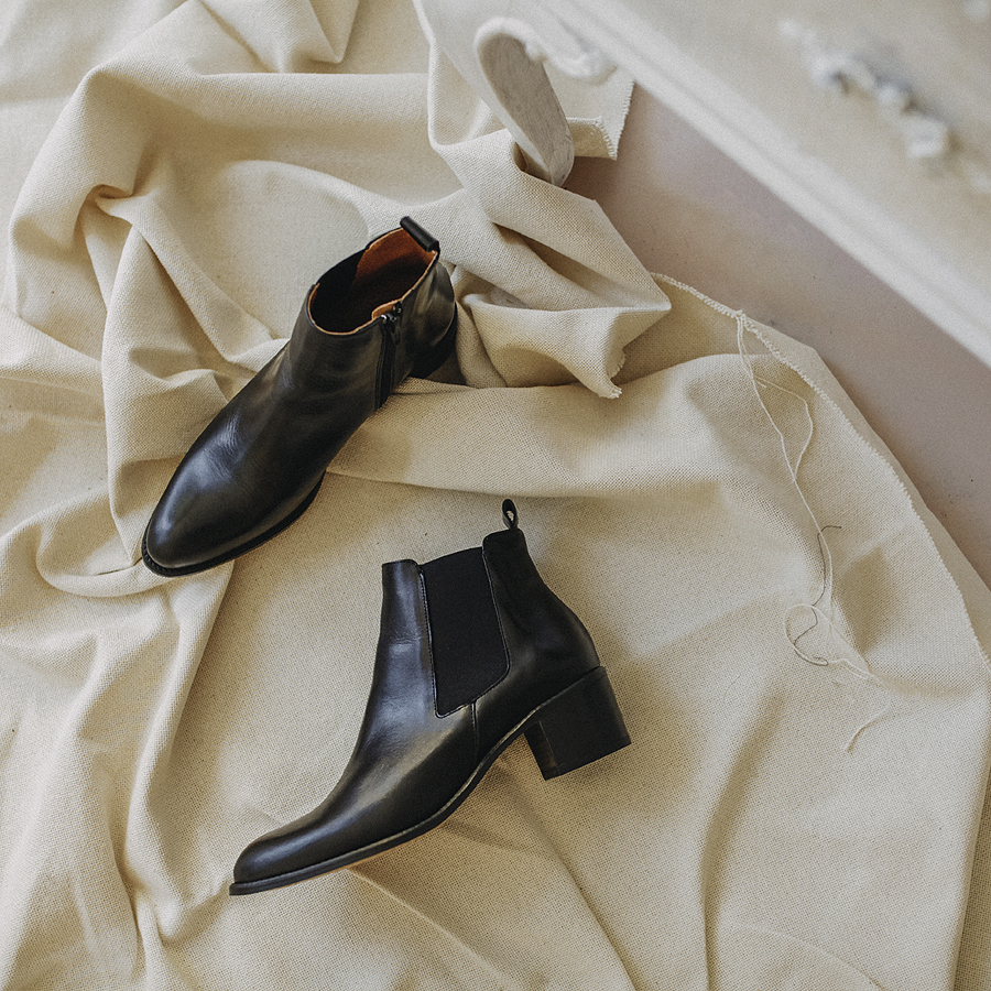 Bottines Chelsea en cuir noir – Joie 18081 – Image 6