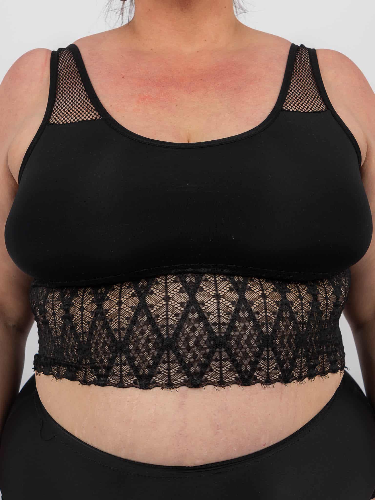 Brassière noire bretelles résille et bande dentelle large