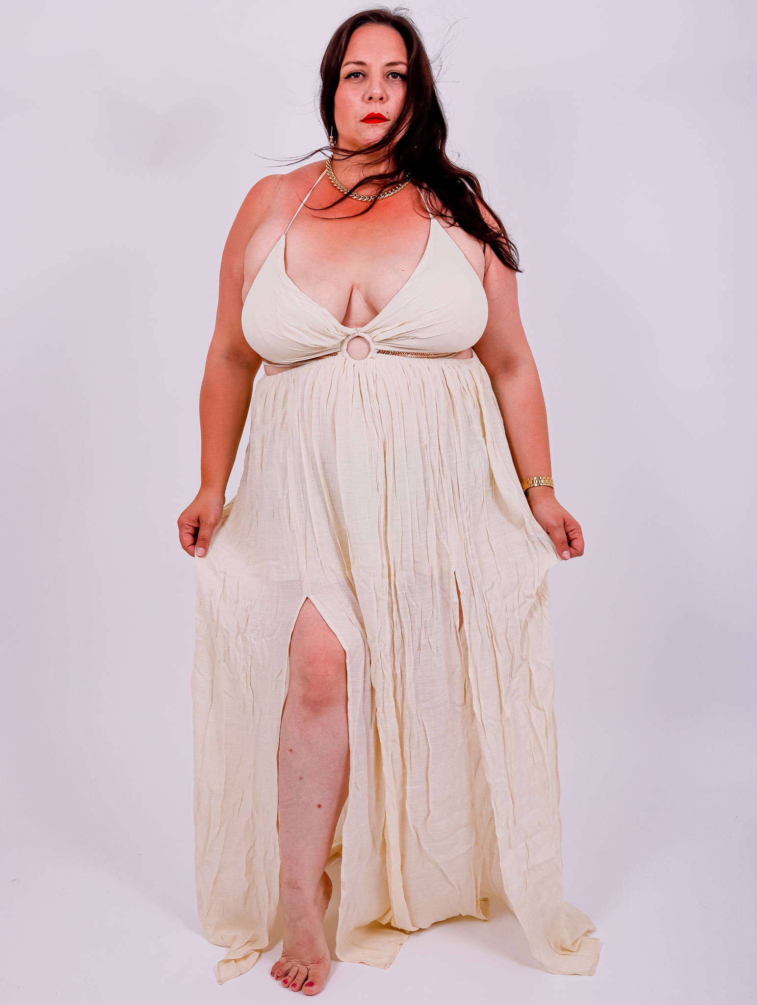 Robe longue à décolleté plongeant beige