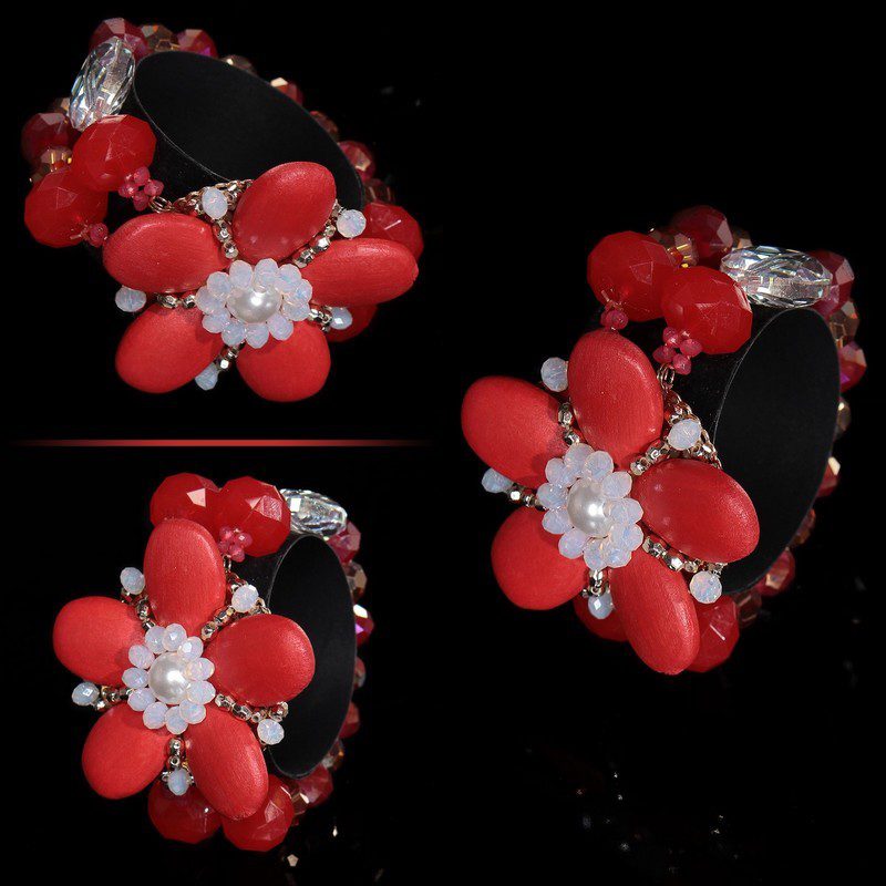 Bracelet tendance avec des perles Iza couleur rouge