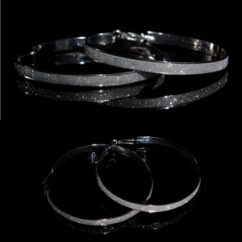 Elegant boucle creoles pour femme de couleur argent – Image 2