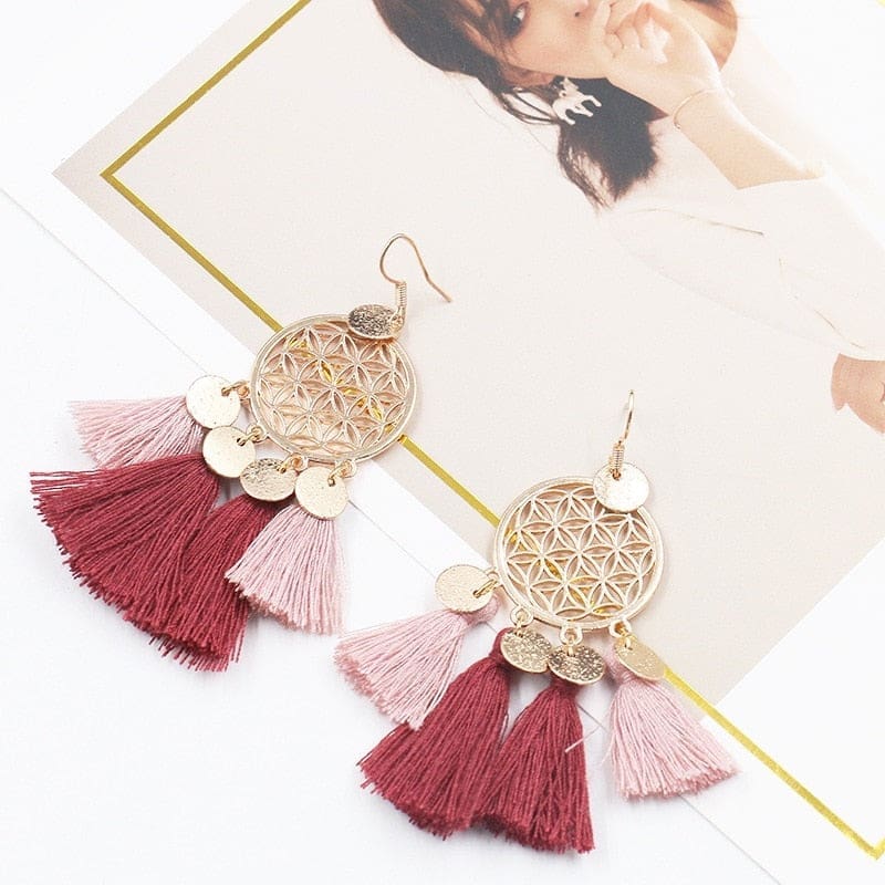 Boucle d’Oreille Attrape-Rêve Rose Bordeau – Image 3