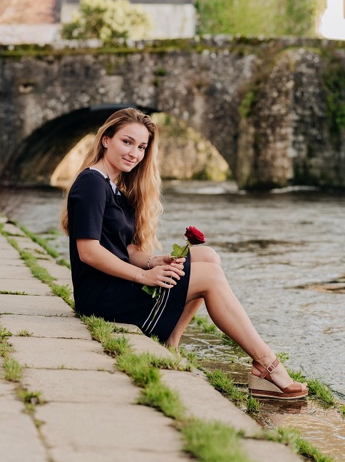 Robe bleu et dentelle – Image 8