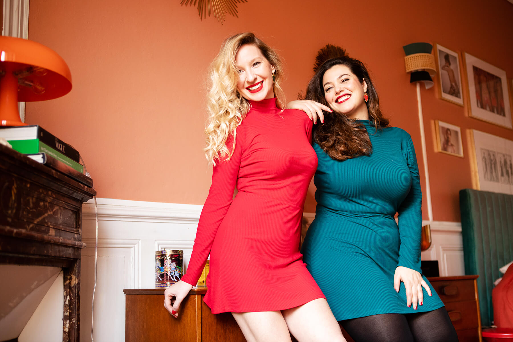 Robe Scooby-Doo rouge carmin en commande – Image 2