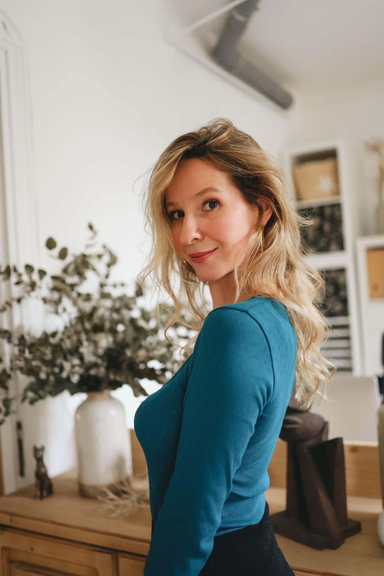 T-shirt col carré manches 3/4 en maille pointelle bleu canard – Image 6